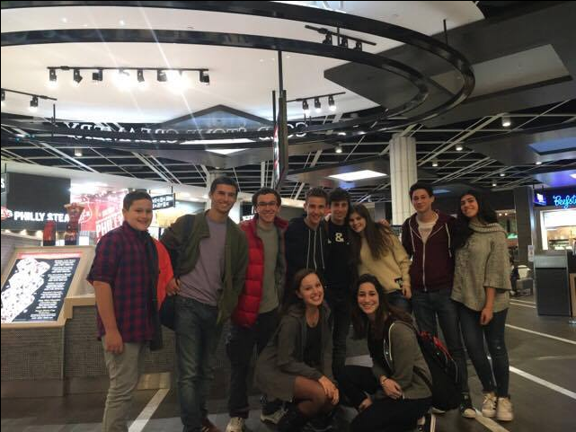 Fifteen students from Colegio Tarbut, a Jewish school in Buenos Aires, Argentina, visited the Upper School Nov. 14 and 15 as part of a two-week tour of the United States. Students from the school stayed with CESJDS high school students taking Spanish. On Nov. 14, the students and their hosts went to the Montgomery Mall.