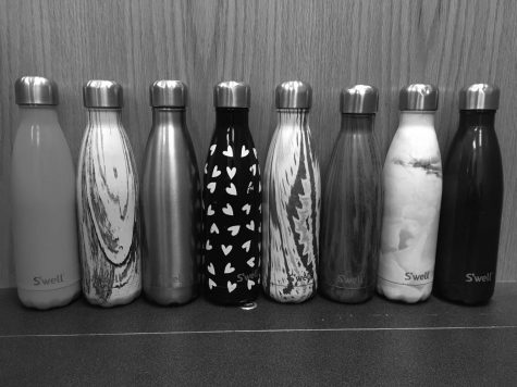 Message in the bottle: S’well water bottles now trending