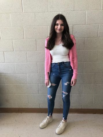 Fashion Friday: trendy and girly