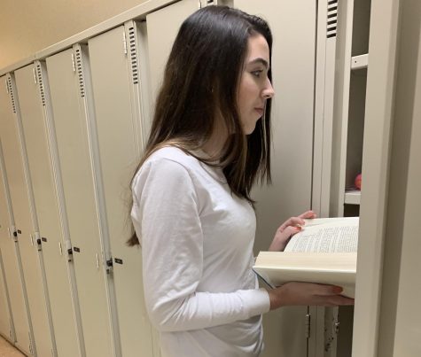 Transfer from local Catholic school explores Jewish identity at JDS