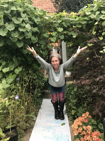 Profile of new Jewish history teacher Julie Tonti