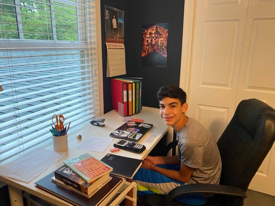 After returning to Maryland from Philadelphia, Freshman Oren Israel attended Milton Jewish Day School and then, switched to JDS for freshman year.  