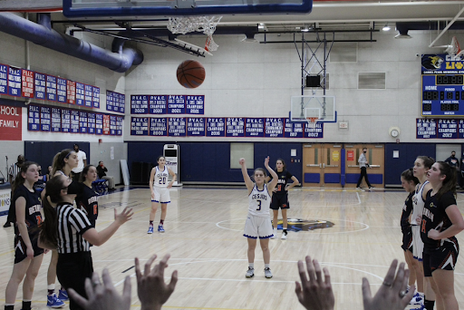 Varsity girls basketball team pulls out victory against Berman in last minute of the game