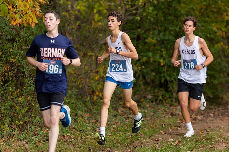 Freshman Jake Forseter runs in a cross country race this fall season. 