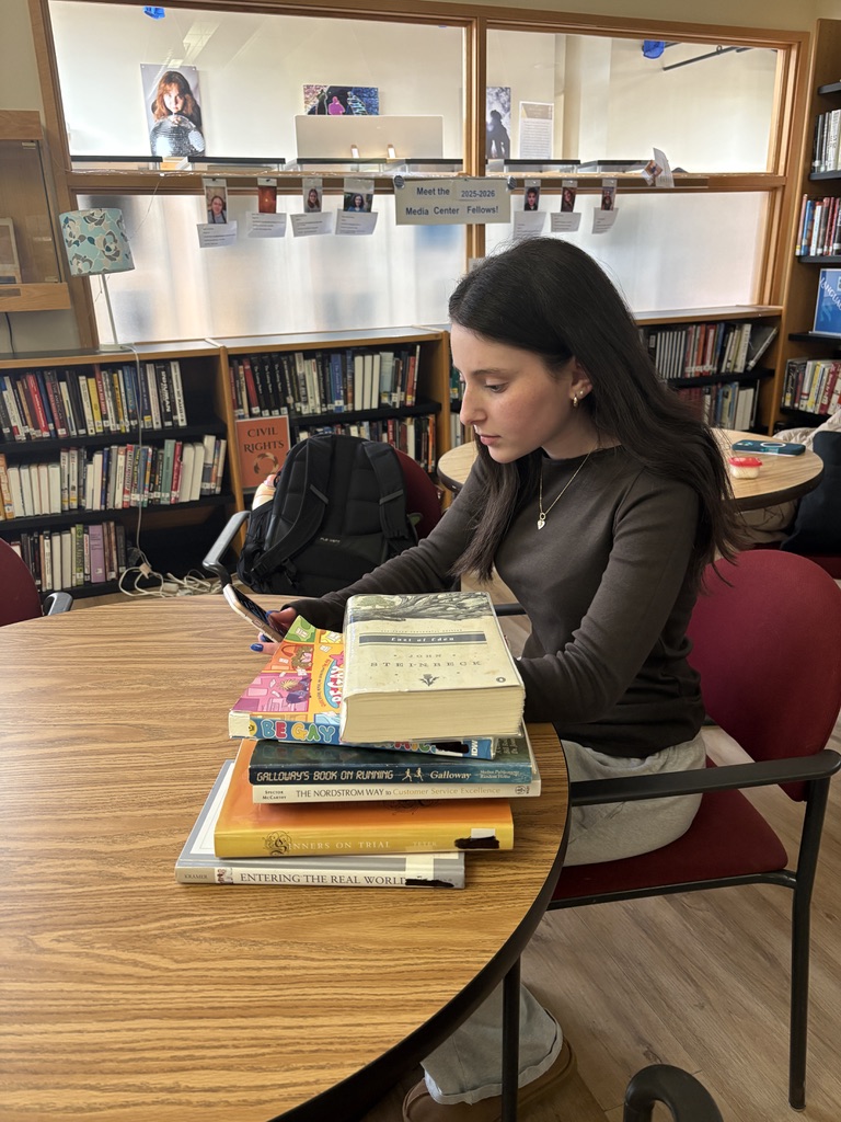 Many people spend their time on screens instead of reading books.