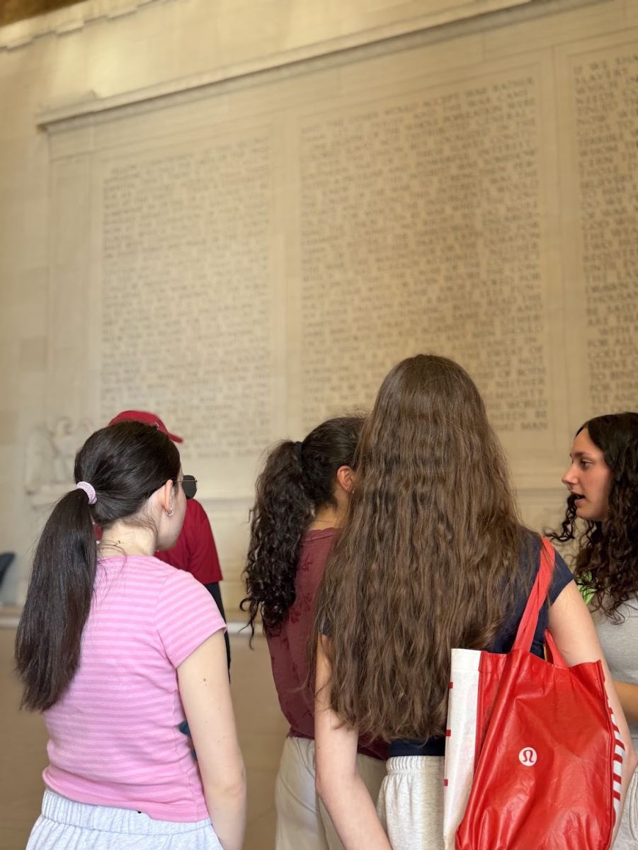 As students entered the Lincoln Memorial, they read the inscriptions of the Gettysburg Address and Lincoln’s Second Inaugural Address. Sophomore Evie May had never been to the monument before. “It was a very intimidating experience because I underestimated the size of the statue of Lincoln,” May said. “I liked how it was presented and I thought it was a very fitting tribute.”